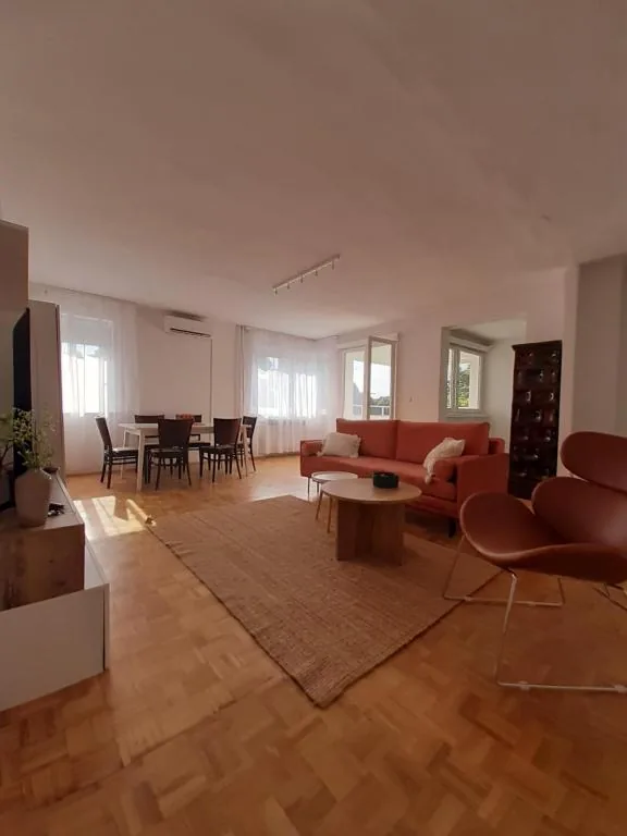 Dnevni boravak Blaslov Family Apartmenta